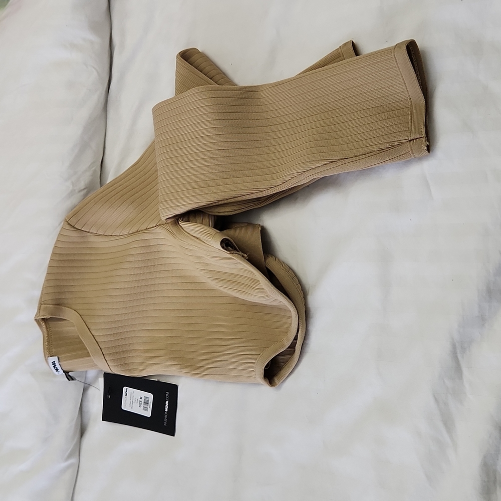 Crop bandage top
